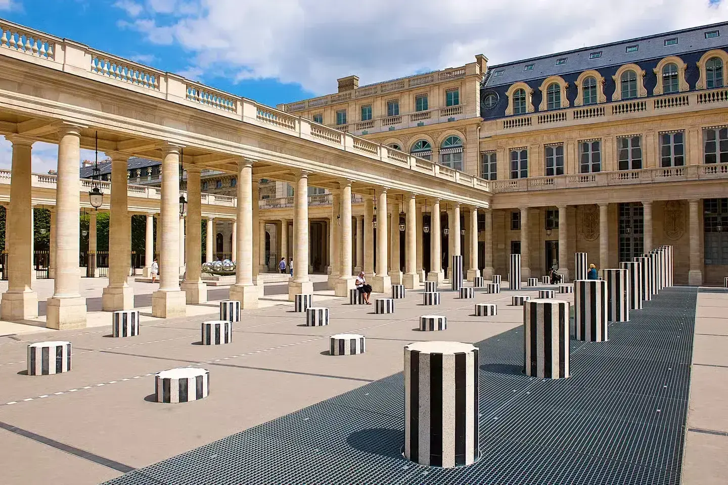 Les Colonnes de Buren - Image 2