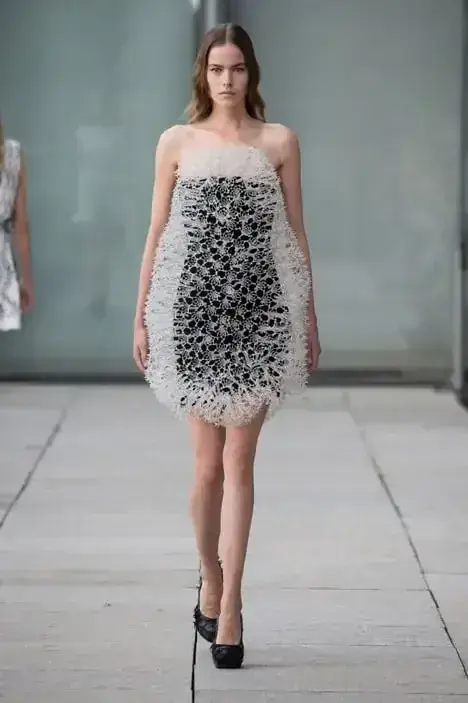 Magnetic Motion - Image 3