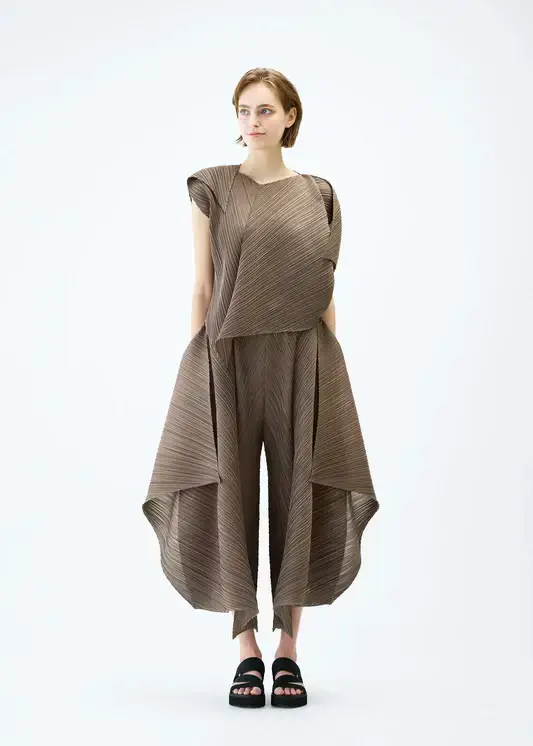 Pleats Please - Image 1
