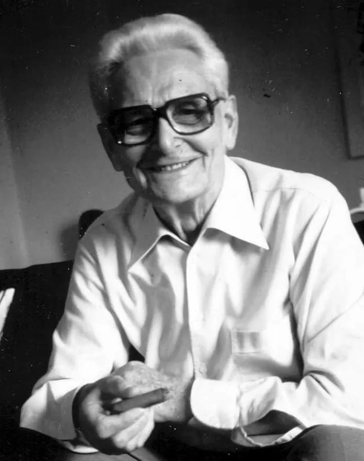 Wilhelm Wagenfeld - Image 1