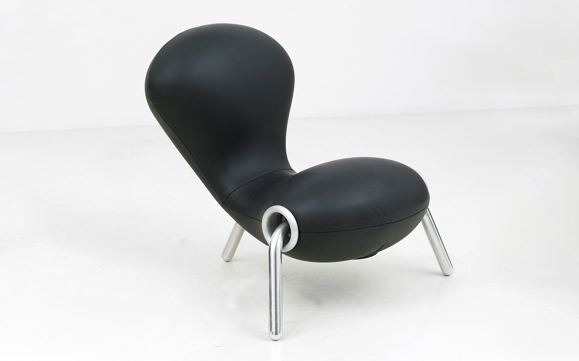 Embryo Chair - Image 1