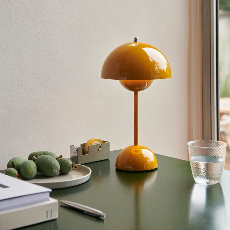 Flowerpot Lamp - Image 1