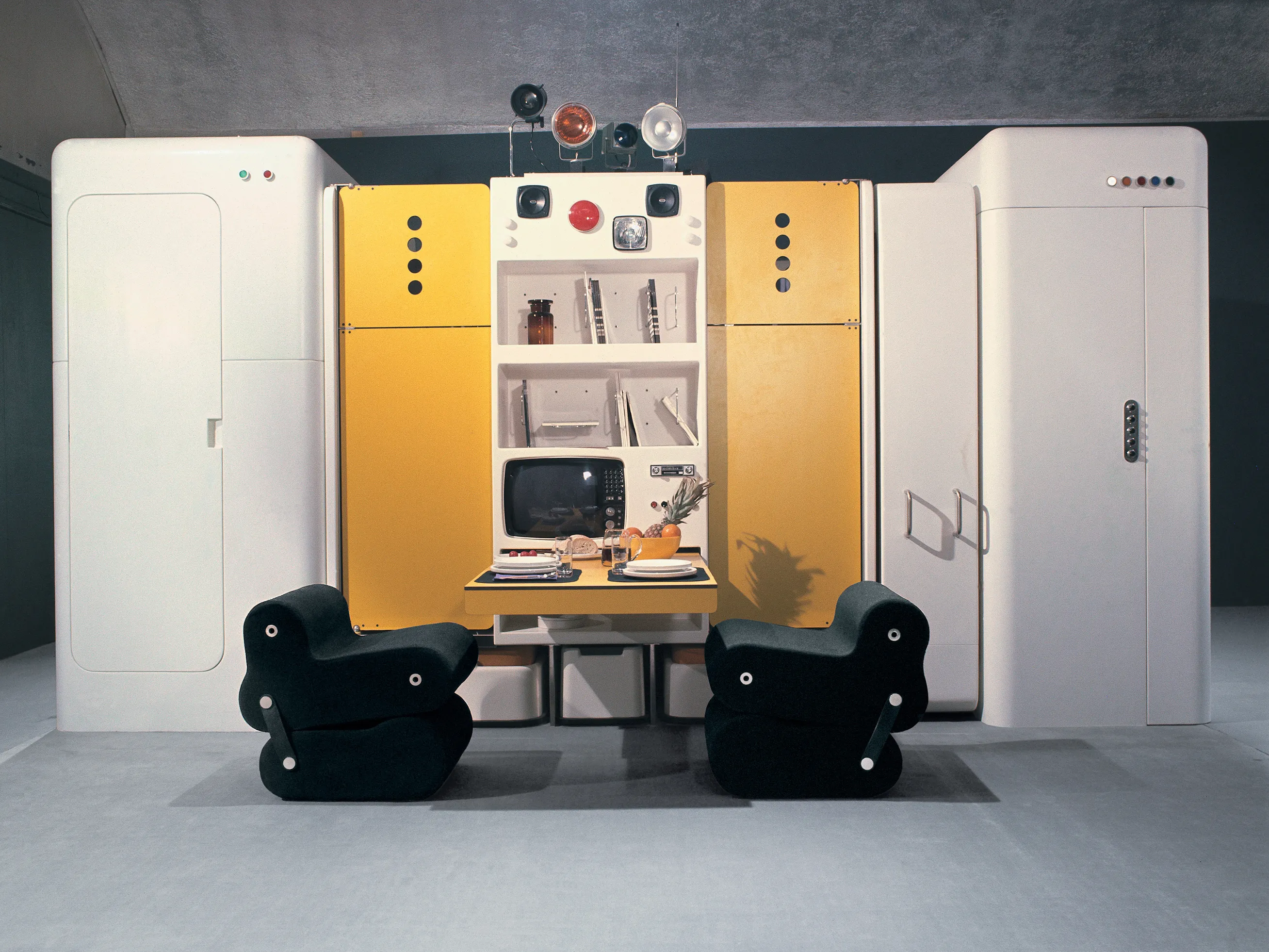 Total furnishing unit - Image 1