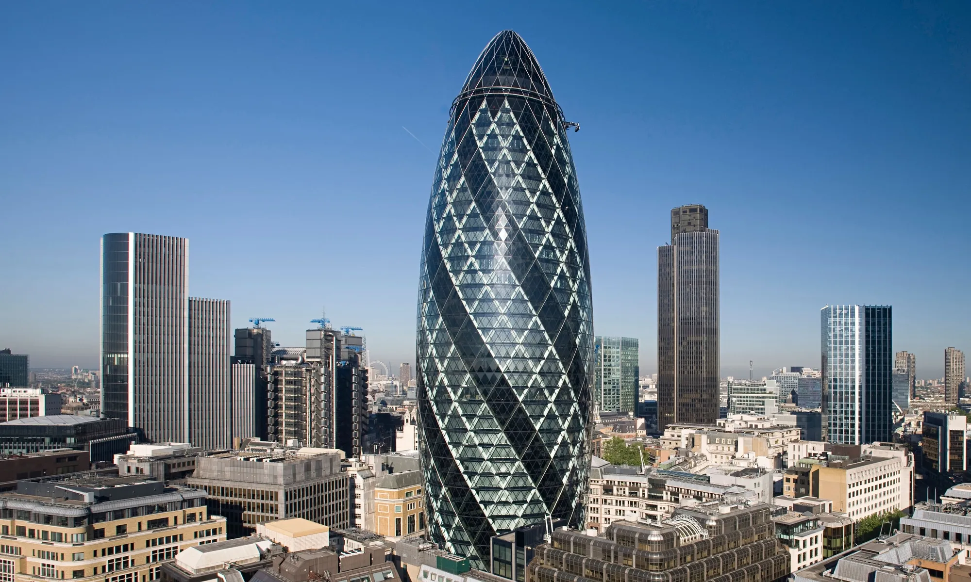 30 St Mary Axe / The Gherkin - Image 1