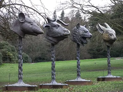 Circle of Animals/Zodiac Heads